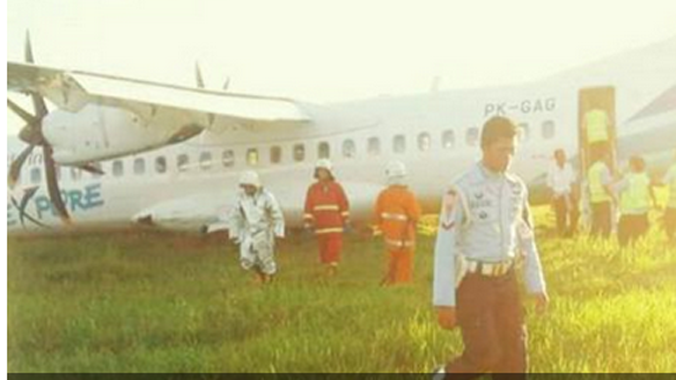 Hiện trường máy bay gặp sự cố. Ảnh: Channel News Asia