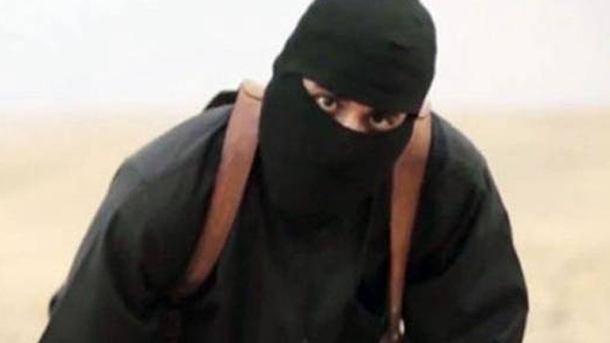 Mohammed Emwazi chuyên mặc đồ đen, trùm kín mặt trong các video hành quyết con tin