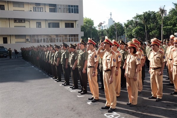 Các cơ quan Hà Nội hát Quốc ca trong lễ chào cờ đầu tuần