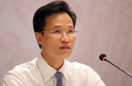 Chánh thanh tra Ngân hàng Nhà nước - Nguyễn Hữu Nghĩa khẳng định tiền để xử lý các ngân hàng không lấy từ ngân sách. Ảnh: Kỳ Anh
