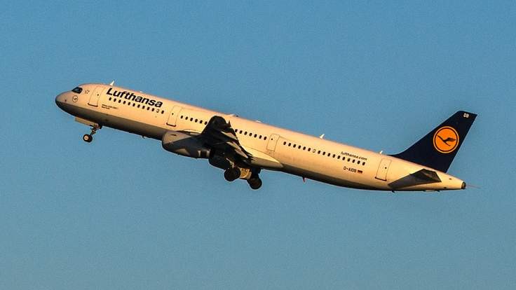 Một máy bay của hãng Lufthansa. Ảnh: Skynews