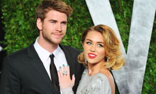 Miley Cyrus và Lima Hemsworth.