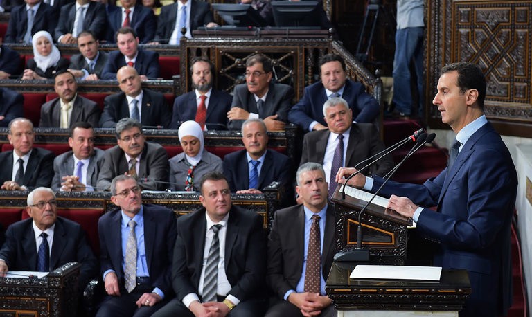 Tổng thống Syria Bashar al-Assad trong một bài phát biểu trước Quốc hội tại Damascus hồi tuần trước. Ảnh: NYTimes