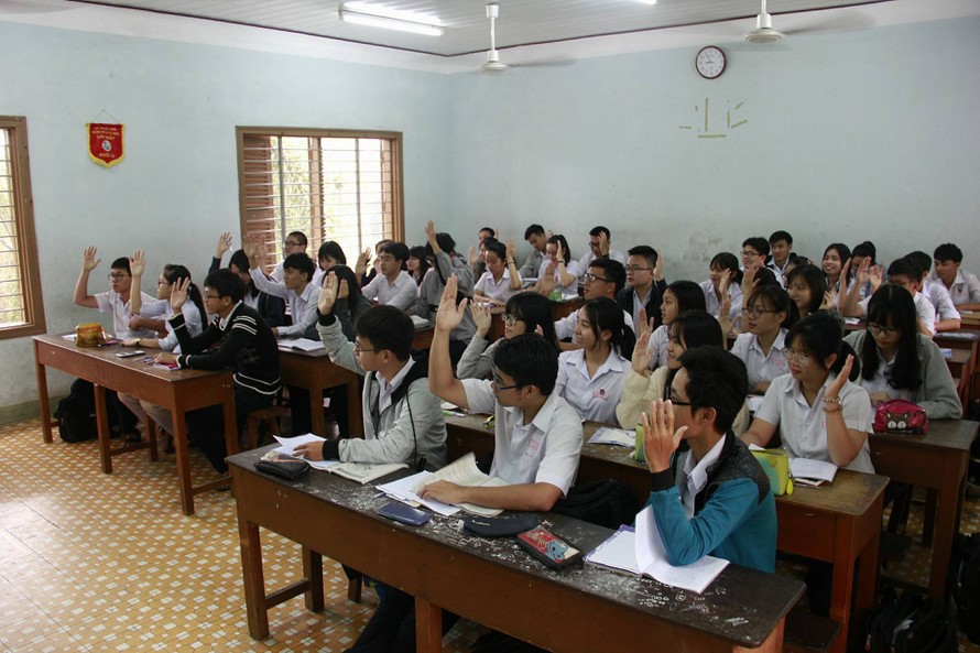 Nghi bị lộ đề, hàng ngàn học sinh lớp 12 Khánh Hòa phải kiểm tra lại 