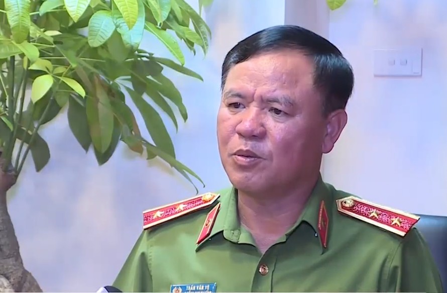 Trung tướng Trần Văn Vệ. Ảnh cắt từ clip