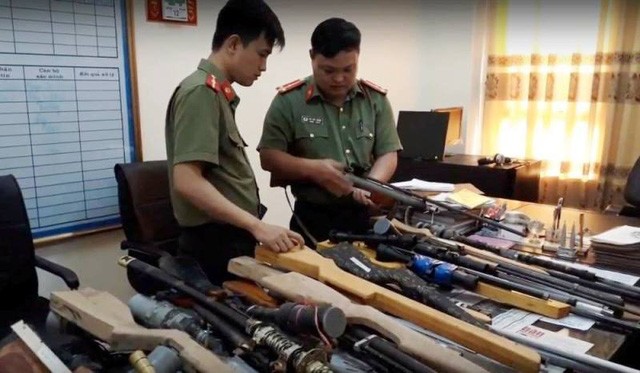 Triệt phá đường dây mua bán linh kiện súng tự chế ở Thái Bình