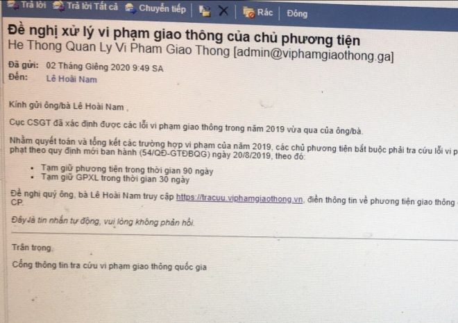 Thư điện tử (Email.com) các đối tượng gửi cho người dân. Ảnh: Cục CSGT.