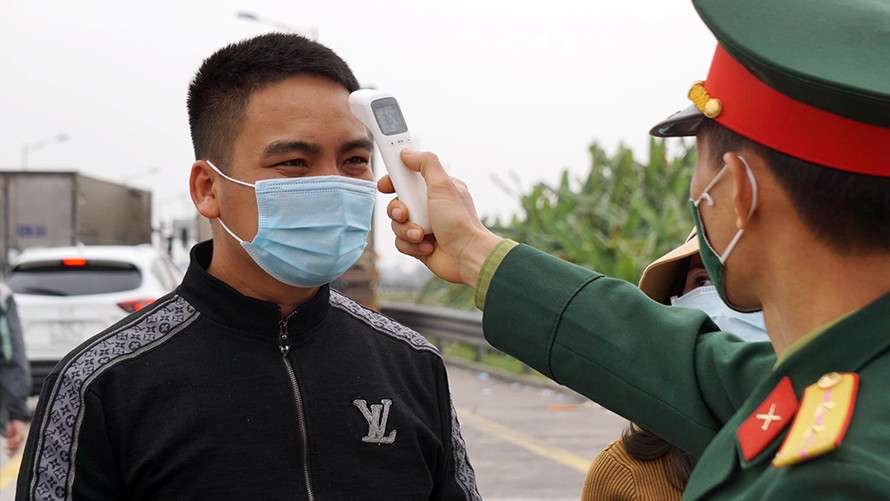 Bộ Y tế họp khẩn cùng huyện Cẩm Giàng - Hải Dương bàn cách ‘khoá chặt’ ổ dịch