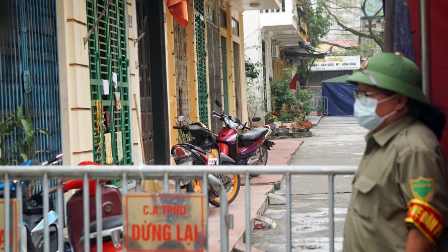 Huyện Kim Thành, tỉnh Hải Dương vừa phong tỏa thêm một khu dân cư vì ca mắc COVID-19.