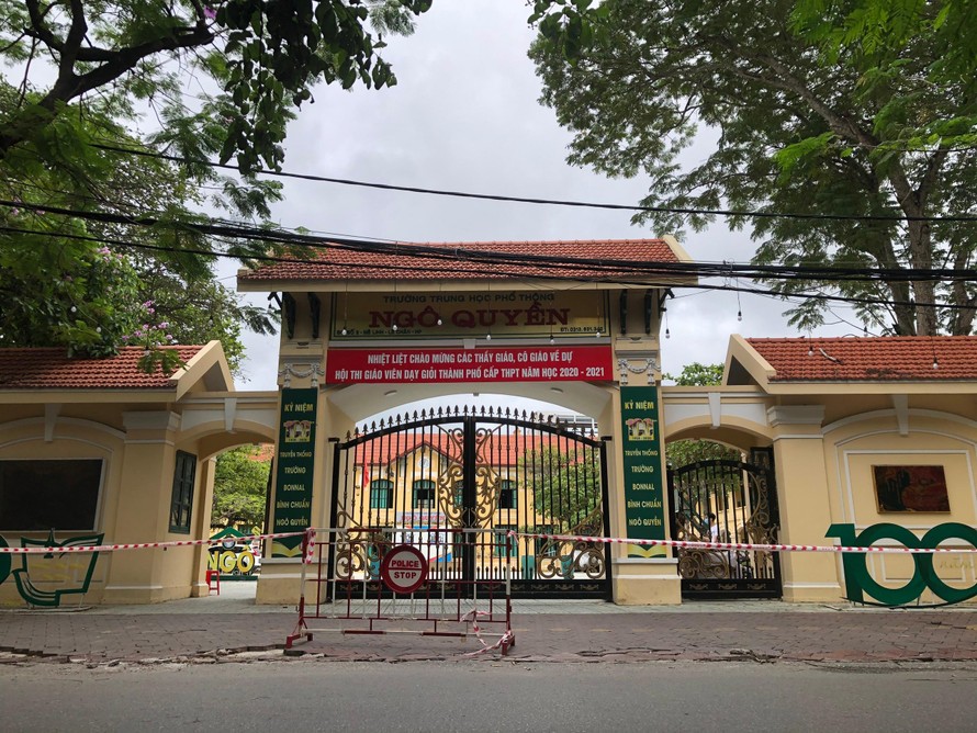 Trường THPT Ngô Quyền, TP Hải Phòng.