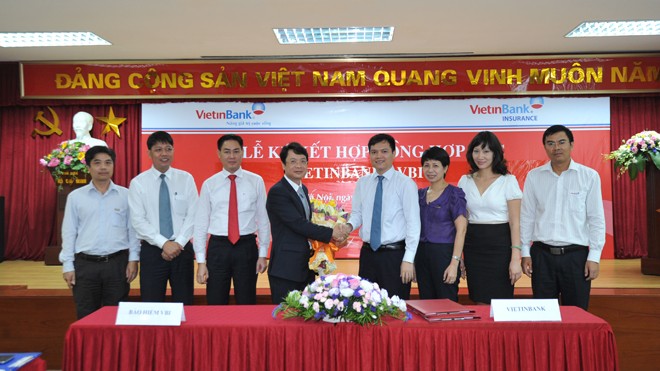 VietinBank đẩy mạnh phát triển sản phẩm dịch vụ và bán chéo sản phẩm
