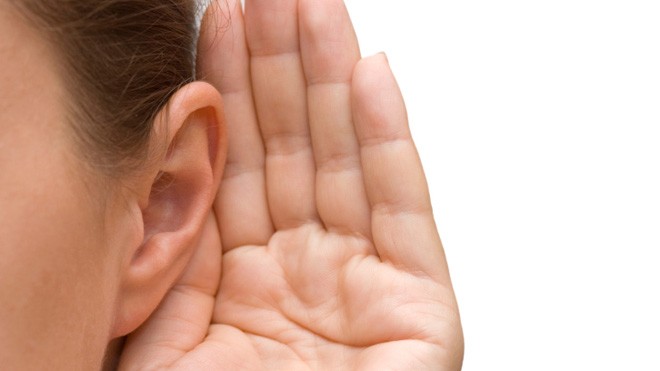 Áp lực lên tai có thể gây điếc đột ngột