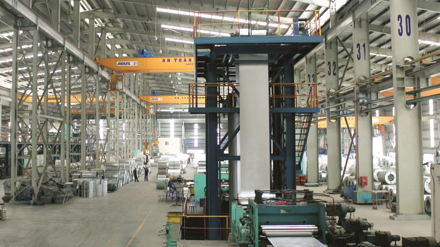 Nhà máy Tôn Hoa Sen Phú Mỹ được xem là nhà máy sản xuất tôn lớn nhất Đông Nam Á