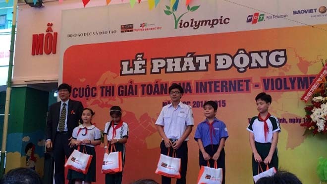Lãnh đạo TCT Bảo Việt Nhân thọ phát biểu tại Lễ phát động giải Toán qua Internet - Violympic