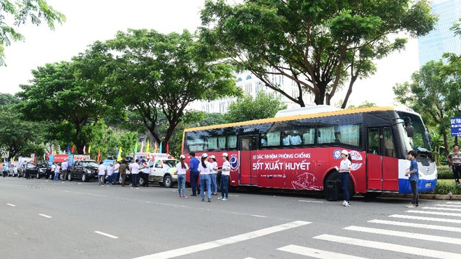 “Xe đặc nhiệm phòng, chống sốt xuất huyết”là một trong những hoạt động nổi bật trong chuỗi chiến dịch năm nay. 