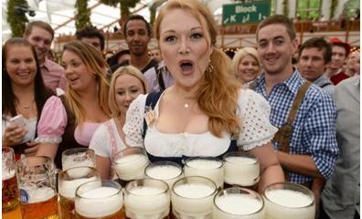 Cơ hội trải nghiệm miễn phí lễ hội bia Oktoberfest lớn nhất Đức