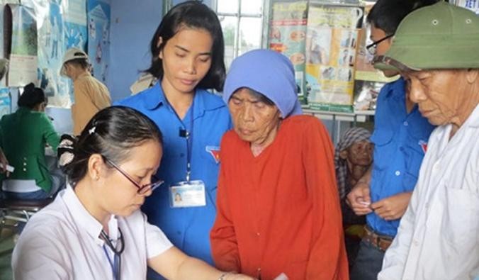 Khám chữa bệnh cho người nghèo ở Ninh Thuận