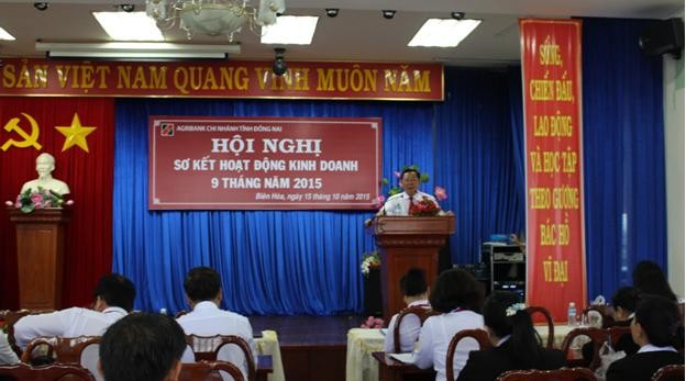 Ông Nguyễn Huy Trinh – Giám đốc Agribank chi nhánh Đồng Nai chỉ đạo Hội nghị