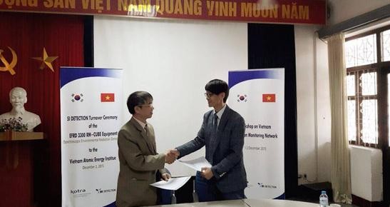 Hàn Quốc tặng Việt Nam hệ thiết bị quan trắc phóng xạ
