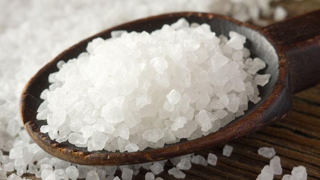 Nên sử dụng muối chứa nhiều i-ốt để ngừa bệnh về tuyến giáp
