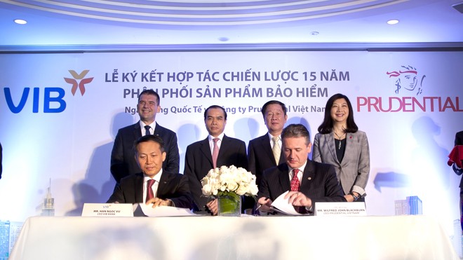 Prudential Việt Nam và ngân hàng VIB ký đối tác chiến lược