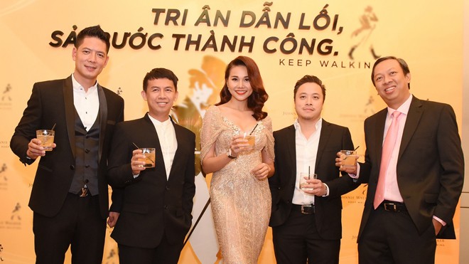 Thanh Hằng, Bình Minh trong sự kiện Tri ân dẫn lối, sải bước thành công tại Hà Nội 