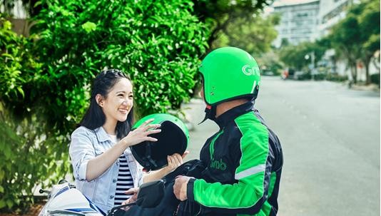 Cộng đồng mạng “sốt xình xịch” với giá cước GrabBike mới