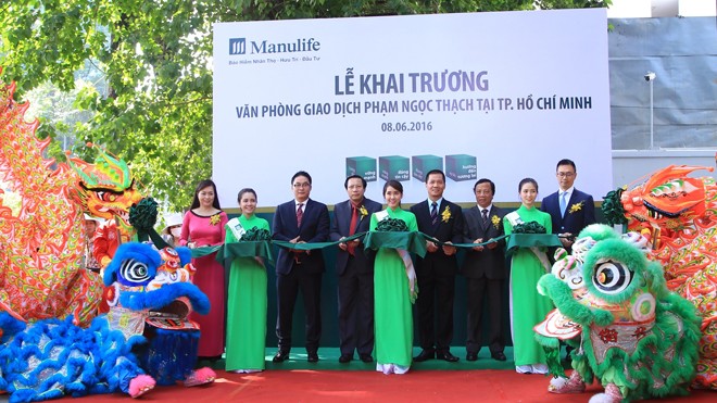 Manulife Việt Nam khai trương văn phòng giao dịch mới 