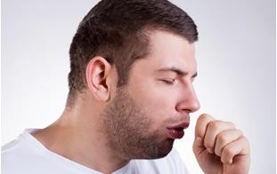 Bệnh nhân bị bệnh phổi tắc nghẽn mạn tính thường có triệu chứng khản tiếng