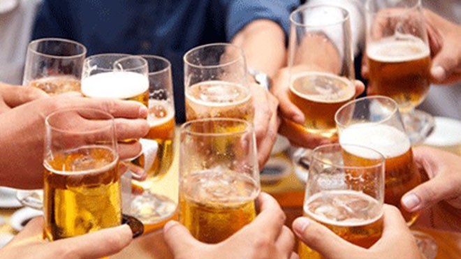Rượu bia và thuốc lá gây tác hại nghiêm trọng cho lá gan