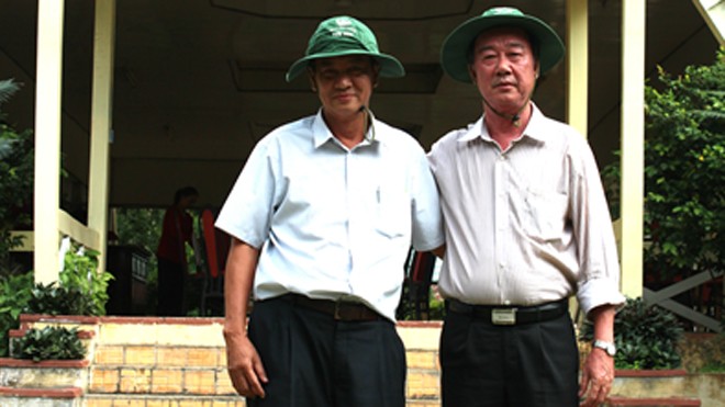 ông Nguyễn Tấn Sơn – Tổng GĐ CT CP DL AG (trái) và Ông Phạm Thế Triều – Phó GĐ Sở Văn hóa Thể thao và DL tỉnh AG (phải) – hai nhà kiến tạo du lịch AG