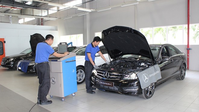 Các Trung tâm dịch vụ ủy quyền của Mercedes-Benz Việt Nam không chỉ cung cấp phụ tùng chính hãng tốt nhất mà còn sở hữu đội ngũ nhân viên chuyên nghiệp trong cung cách phục vụ