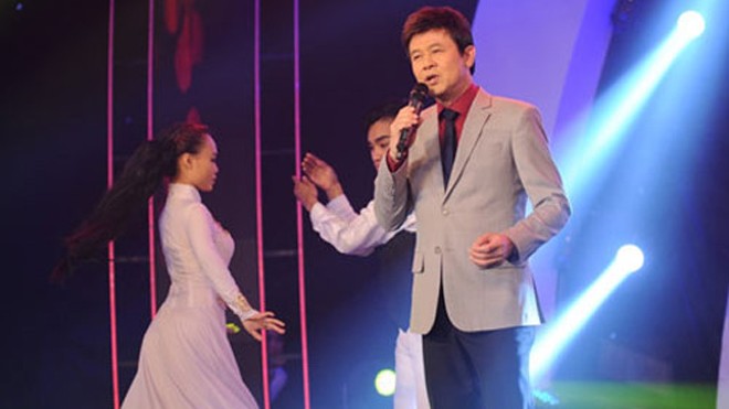 Ca sĩ Thái Châu trình diễn trong chương trình Sol Vàng. (Ảnh do chương trình cung cấp)