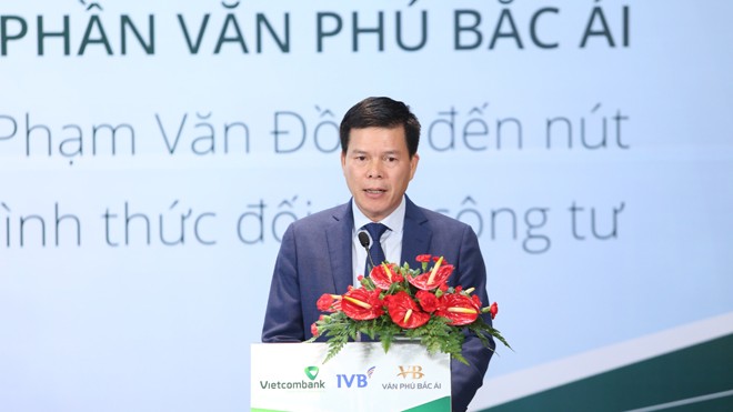 Ông Phạm Mạnh Thắng – Phó Tổng giám đốc Vietcombank phát biểu tại Lễ ký kết