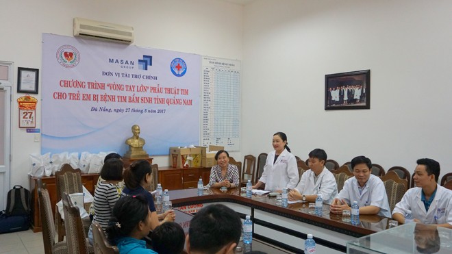 Masan hỗ trợ mổ đục thủy tinh thể và mổ tim cho người nghèo Quảng Nam