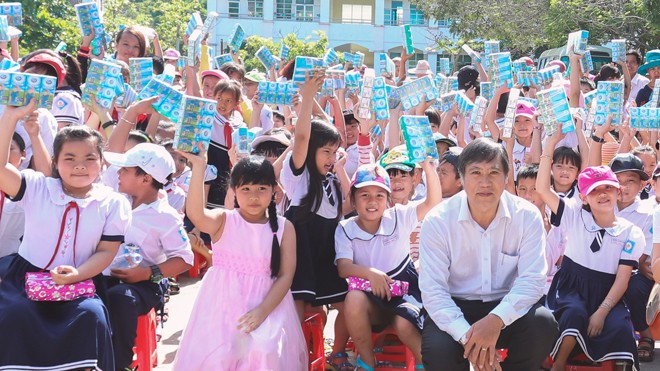 FrieslandCampina Việt Nam hưởng ứng Ngày sữa thế giới 