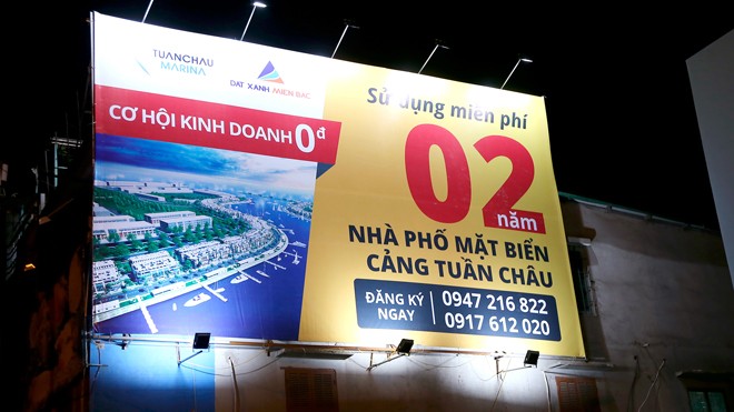 Biển quảng cáo tấm lớn tại Hạ Long