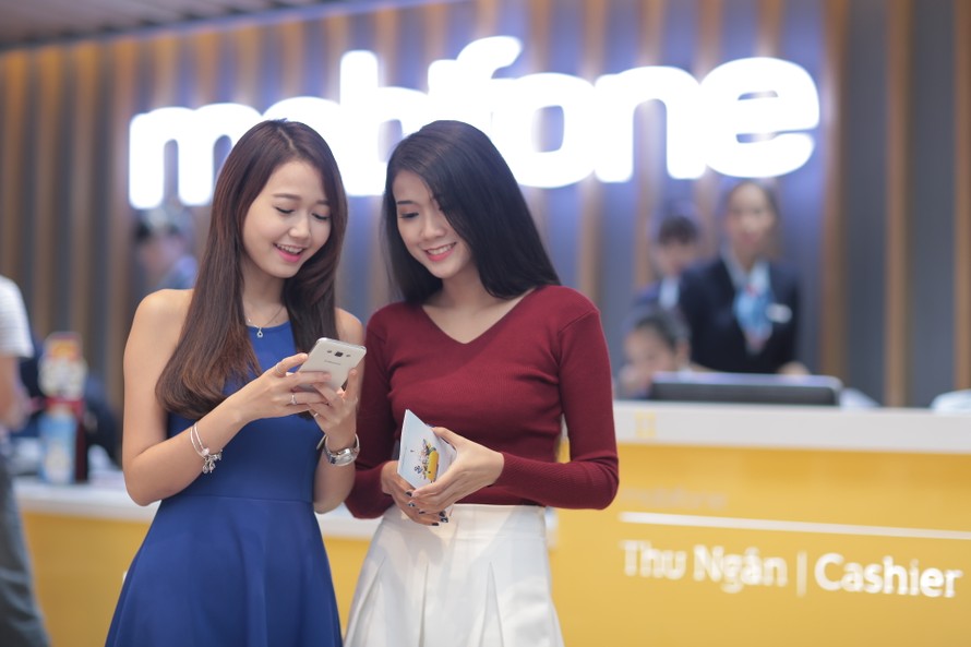 Samsung Galaxy J7 Pro hiện đang là dòng smartphone hot nhất tại hệ thống cửa hàng MobiFone