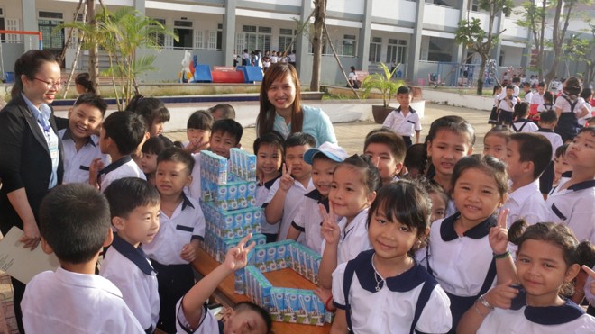 “Giáo dục dinh dưỡng và phát triển thể lực cho trẻ em Việt Nam”