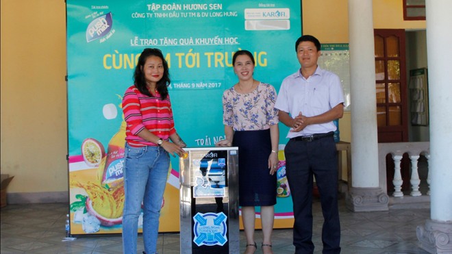 Chương trình khuyến học trao tặng máy lọc nước tới trường tiểu học tại Hà Tĩnh