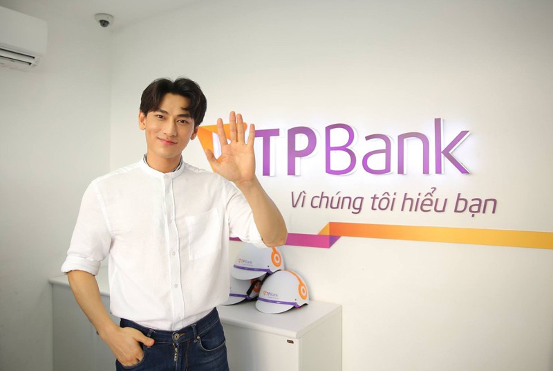 TPBank gây sốt rầm rộ với LiveBank tháng 10