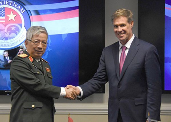 Đẩy mạnh quan hệ quốc phòng Việt Nam-Hoa Kỳ