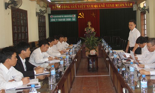 Kiểm tra thực hiện Nghị quyết liên tịch về công tác ATVSLĐ tại Công ty than Khe Chàm