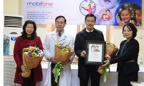 MobiFone đồng hành cùng Operation Smile phẫu thuật cho trẻ bị dị tật miệng