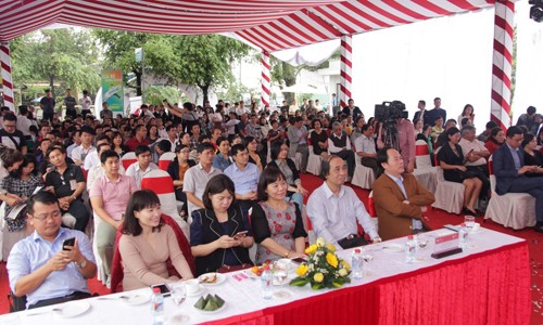 Hàng trăm khách tham gia khai trương văn phòng bán hàng TMS Quy Nhon