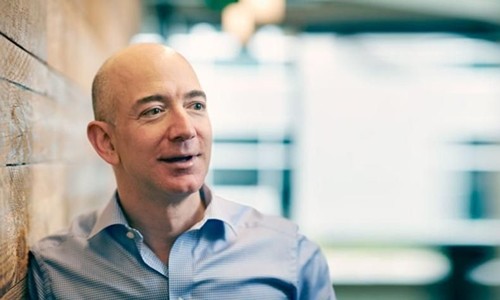 Jeff Bezos là người kiếm tiền giỏi nhất thế giới năm qua. Ảnh: Forbes