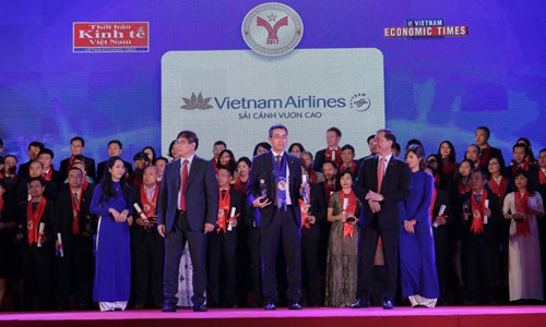 Vietnam Airlines lọt top 10 doanh nghiệp phát triển bền vững nhất VN