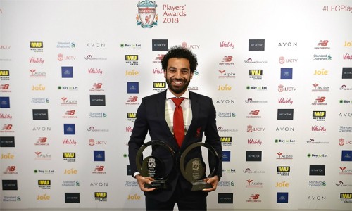 Salah nhận cú đúp giải thưởng ở đêm Gala tôn vinh cầu thủ của Liverpool. Ảnh: LFC.