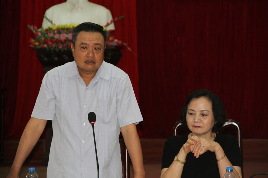 Chủ tịch HĐTV PVN Trần Sỹ Thanh phát biểu tại buổi cứu trợ đồng bào Yên Bái.