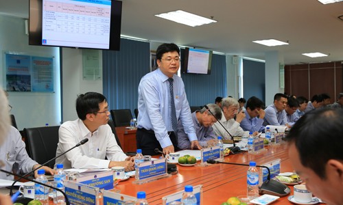 Tổng giám đốc BSR Trần Ngọc Nguyên báo cáo tình hình sản xuất kinh doanh